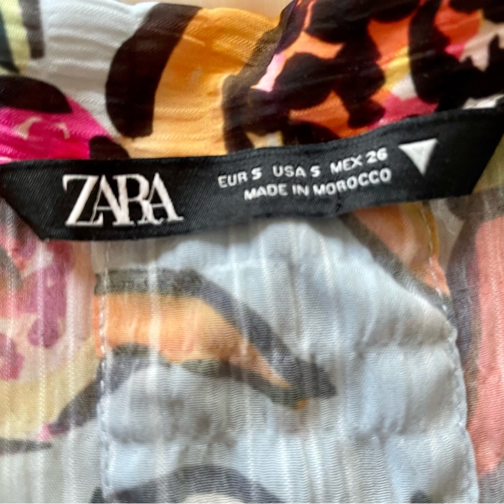 Zara - Fruit Print Oversized Button Down - Size S… - image 3